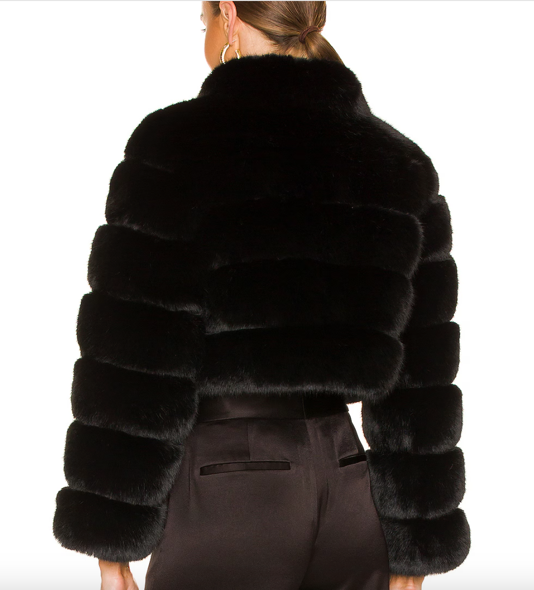 Estelle – Kort Sort Pelsjakke