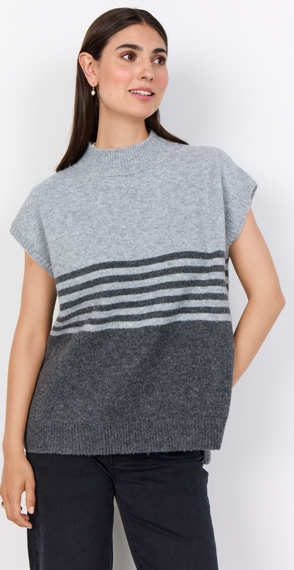 Liv – Tofarvet Uldvest i Blød Kvalitet