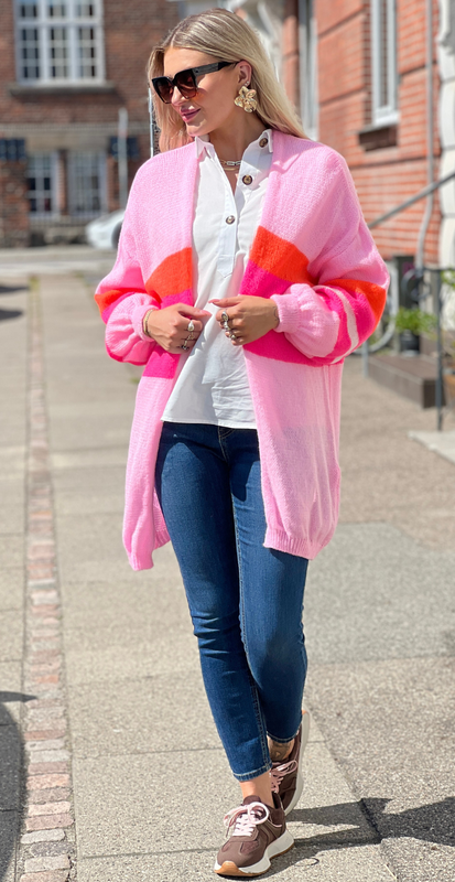 Sanna – Farverig, blød cardigan