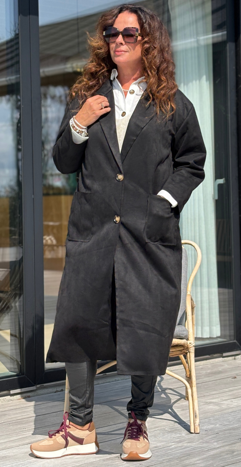 Ingrid – Lang Frakke i Elegant Ruskindslook