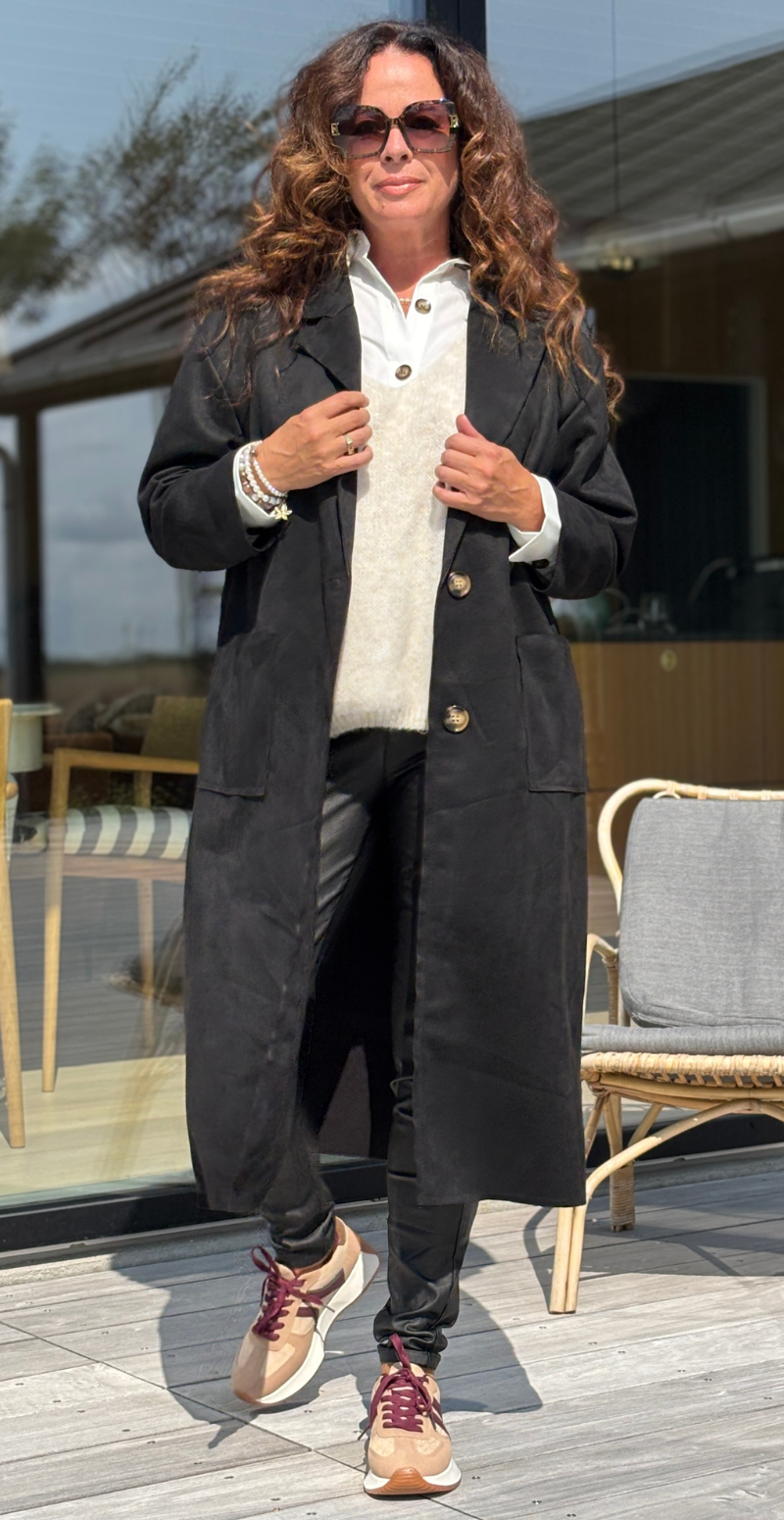 Ingrid – Lang Frakke i Elegant Ruskindslook