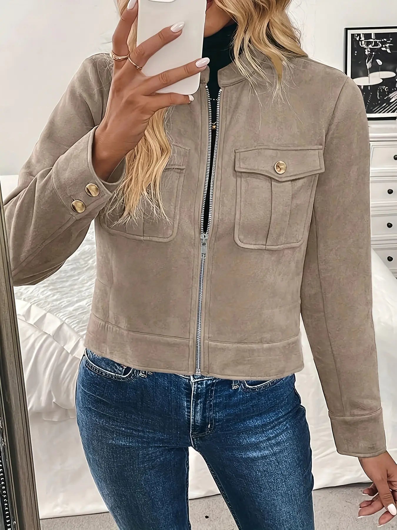 Nora - Kort Jakke med Lynlås og Lommer