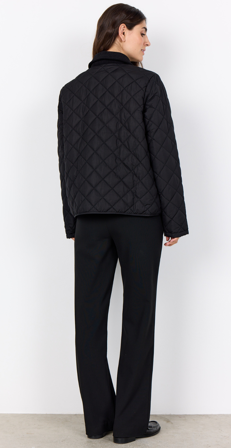 Astrid - Elegant Quiltet Overgangsjakke