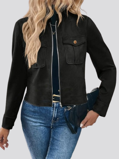 Nora - Kort Jakke med Lynlås og Lommer