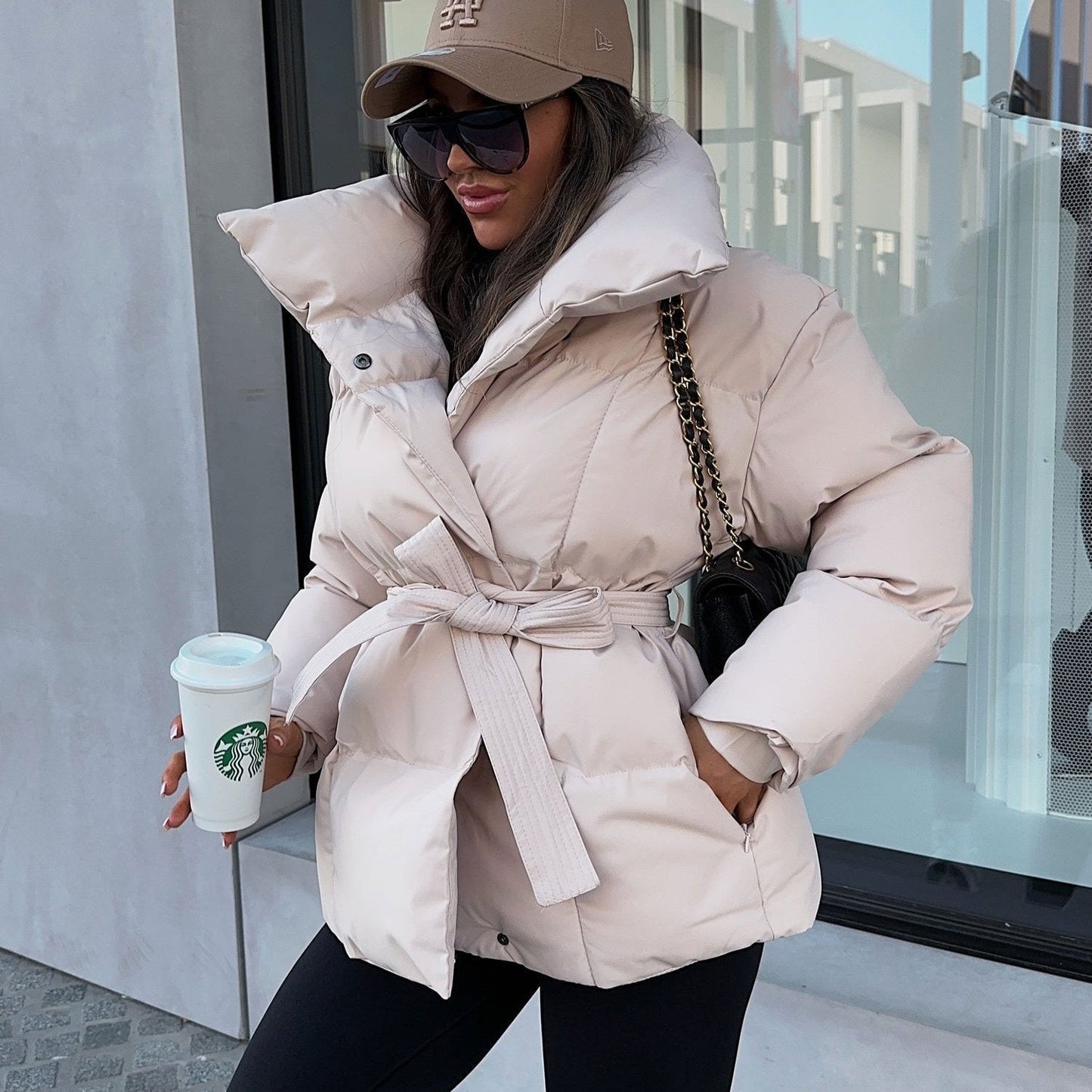 Leana – Elegant jakke med puffærmer til alle sæsoner