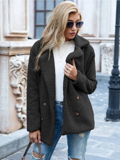 Ella - Blød & Tidløs Teddyjakke